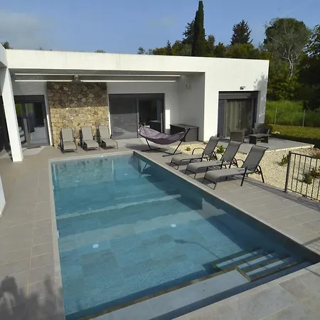 Fisi Villa Gouvia
